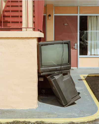 Foam Magazine tweet media