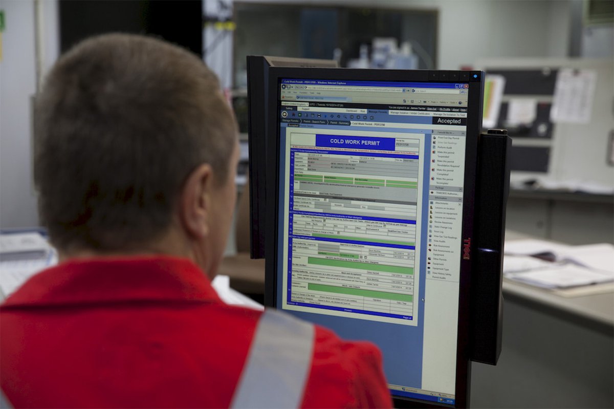 We have 2 ISSoW courses: ISSoW Performing Authority and ISSoW Permit User. Find out more on our website. #issow #issowtraining #training #safetytraining ow.ly/Y7ev50CiQOO