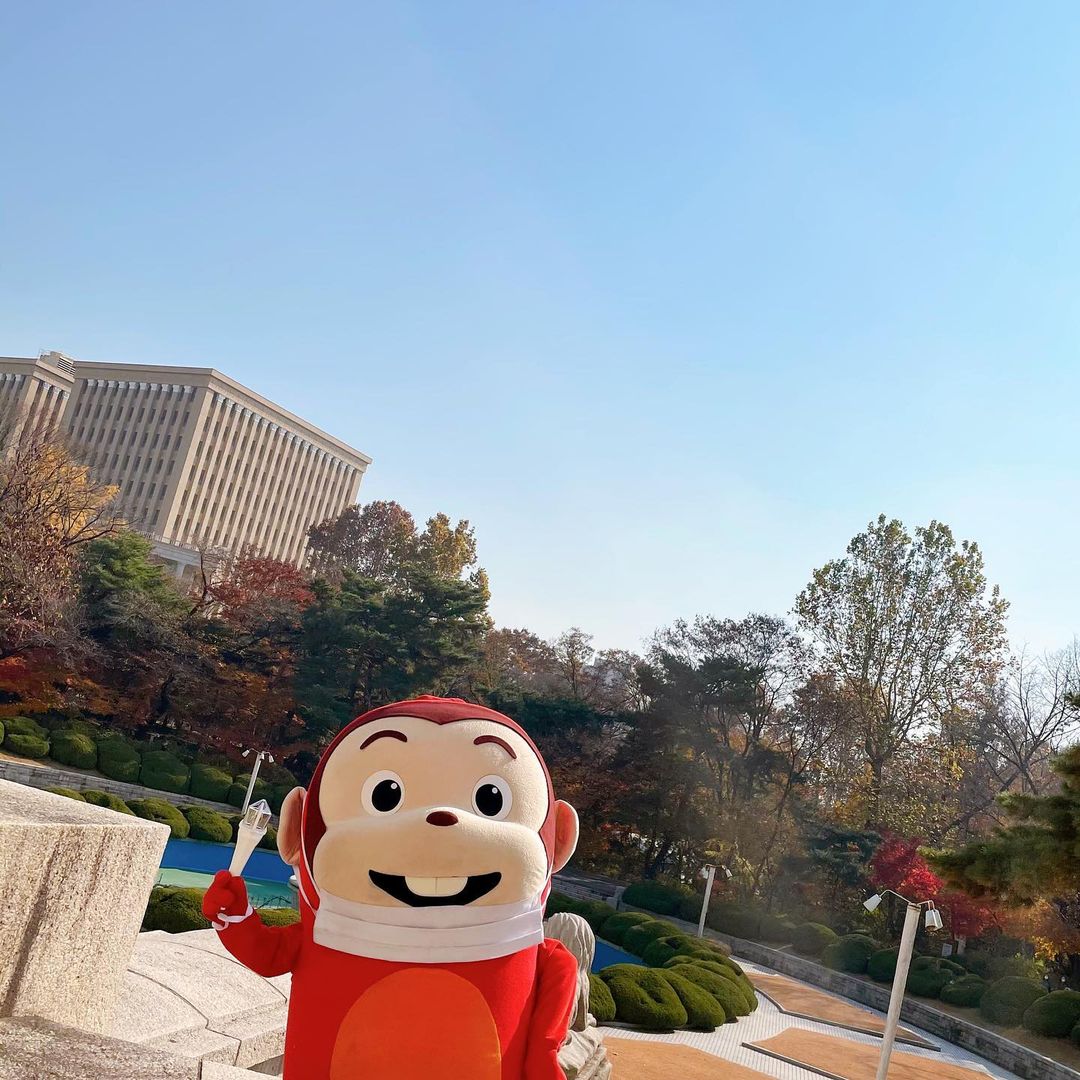 SF9__Unofficial's tweet photo. 201114 cocomongโขofficial Instagram update #SF9 @SF9official #๋ํํฌ์ด
*Cocomong visiting Kyunghee University | SF9 Fandom Tour ๐
https://t.co/vwrNnkbMsb https://t.co/hMeJ0OccRh