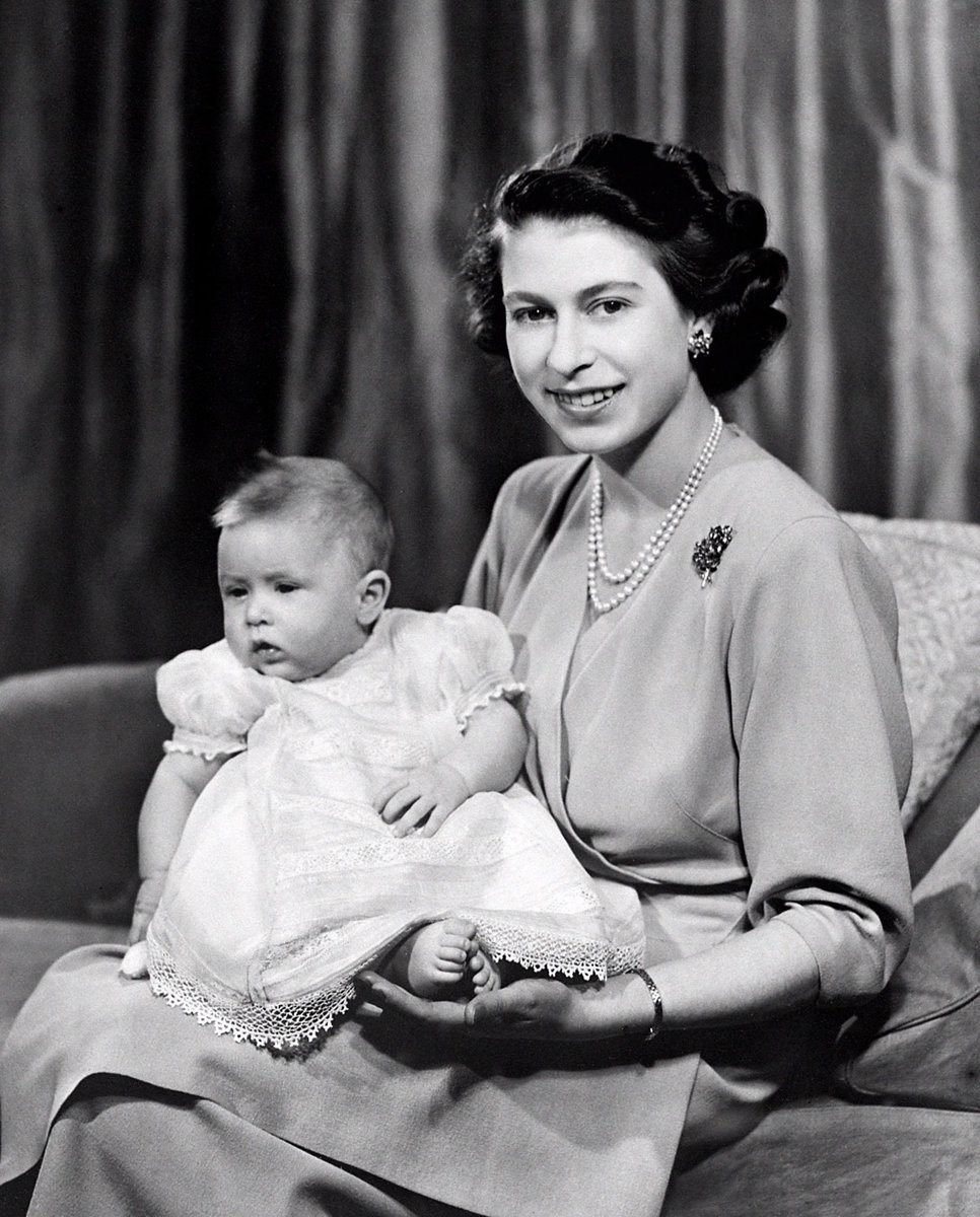 RoyalFamily's tweet photo. 🎈🎂 Wishing The Prince of Wales a very happy birthday today! 

#HappyBirthdayHRH https://t.co/C5sBpSK8p9
