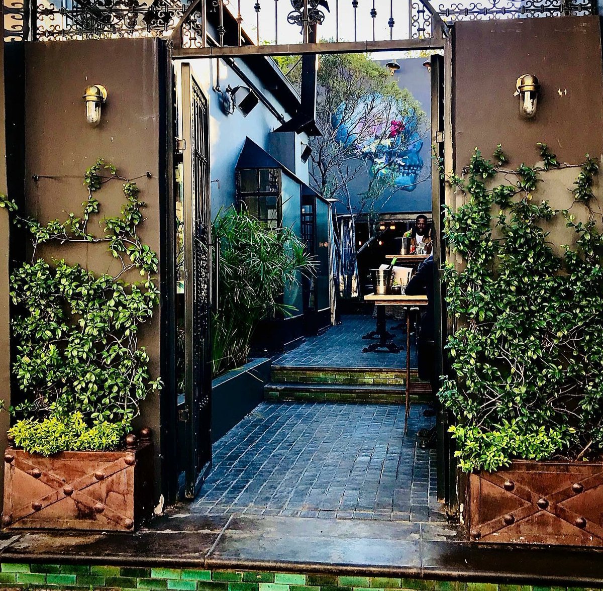 LonelyMelville's tweet photo. Our doors are open! Let's get into this weekend ๐
Find us at 9 on 7th Street in Melville serving good vibes, good food, good music and good people.
Call 082 267 1293 to book a table or to order take-aways.
#LonelyWeekends
#LonelyHeartsClubMelville
#LonelyTogether https://t.co/31Aea9gp8T