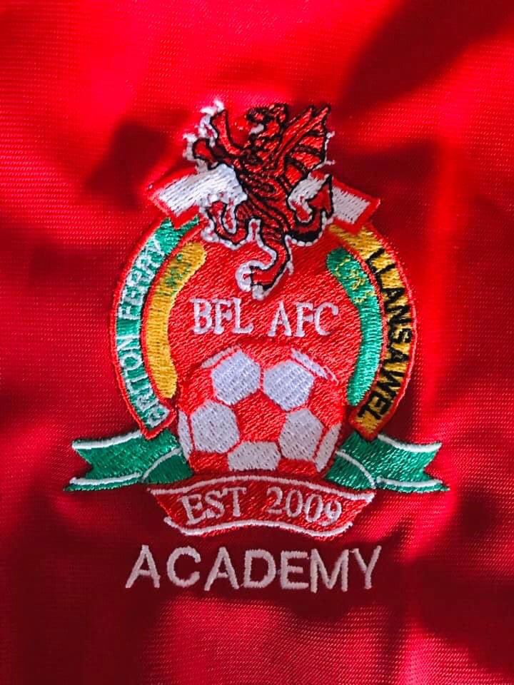 ITS BACK!
We are excited to see our teams in action this weekend with our 12s and 13s playing league games away to @LlanelliAcademy and games for all our foundation phase teams, with yesterday’s news we will see the return of games for our youth phase next week!
#FutureReds