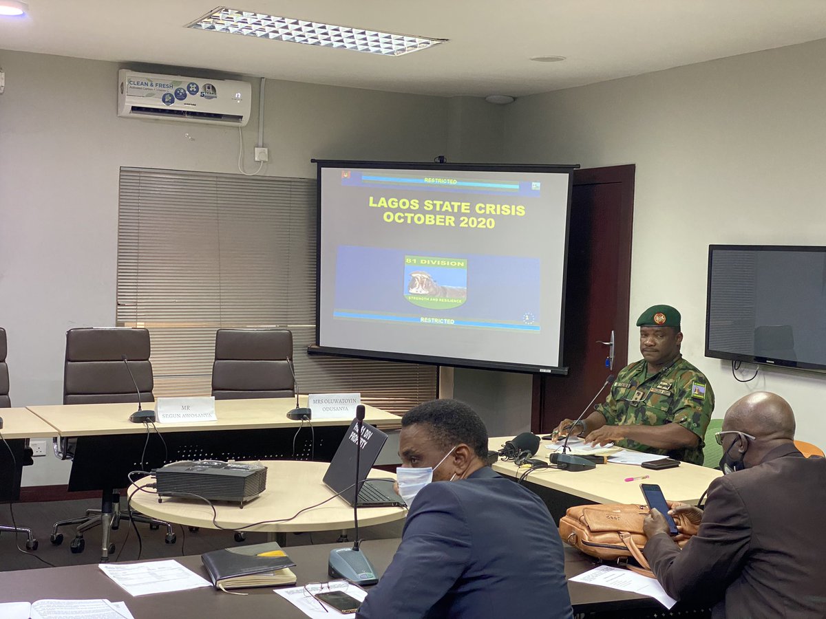 09:57 We are back at the Lagos State  #EndSARS   Judicial Panel of Enquiry. Gallery is packed full. Military and legal teams already seated and setup. LCC team is here too. Mr. O is here, looking even more fashionable today. But the real question is, will the youth reps show?  https://twitter.com/editieffiong/status/1325000179838300161