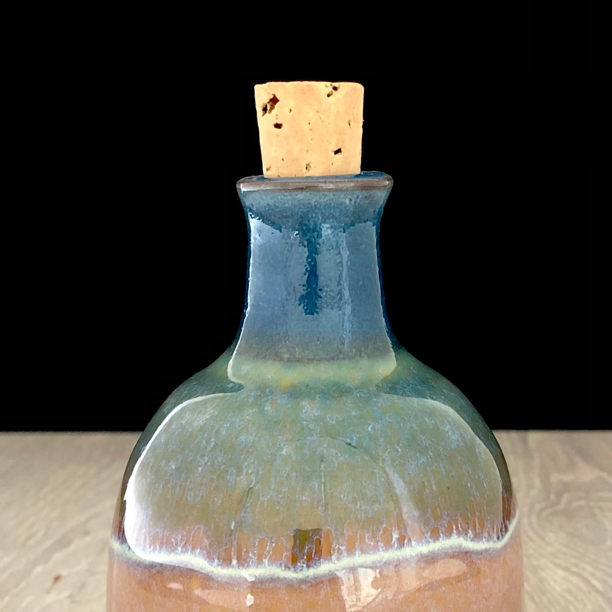 Filled with a favourite tipple these decanters make a perfect gift! rupertblamire.com/collections/wh… #whisky #scotchwhisky #Gin