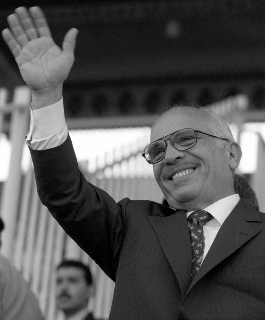 MadrasatiJo's tweet photo. "إن أكثر ما نحن بحاجة إليه في العالم الحر هو أن تتفق أعمالنا مع المبادىء التي تقوم عليها حريتنا."

الحسين بن طلال

باقٍ بذكراك وبمحبتك في قلوبنا. https://t.co/OsEKKMMHQ4