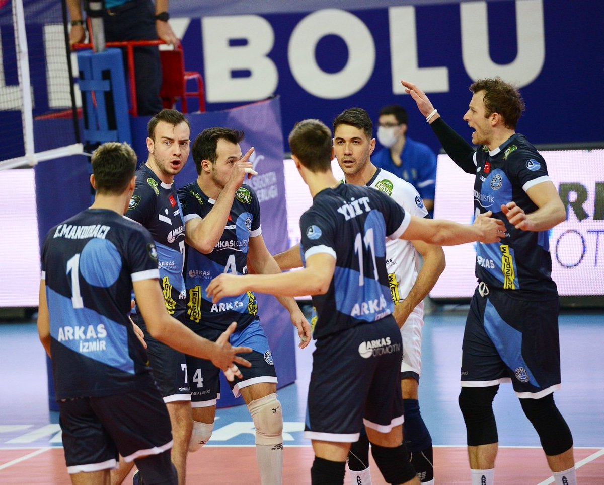 arkas_spor's tweet photo. #GoArkas
🔵⚪  
#ArkasSporKulübü #ArkasSpor #voleybol #spor #sporkulübü #volleyball #sports #sportsclub #team #playing #instasports #tournament #men #club #volleyballplayer #coach #volleyballgame #game #ninesquared #EfelerLigi #axasigortaefelerligi #maskenitak https://t.co/ZuKqB7prgq