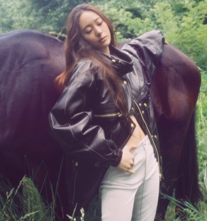 hourlykrystal's tweet photo. dream https://t.co/rVpNZRXyWB