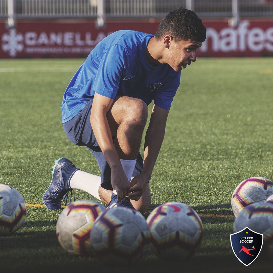 BCNPROSoccer_'s tweet photo. ❗ Great news to start the weekend! 🤩

🗓️🔜 On November 23, the usual activity will return and we will train again in our stadium 🏟️⚽

It's an unusual year but we face it with strength and work! 👊

#ThisIsBCNPRO ⭐️
#BCNPROElite ⚡️⚽️ https://t.co/vGUf5rA85s