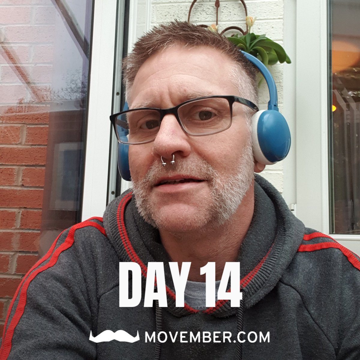 MisterRockHart's tweet photo. 14 days ago I shaved off my beard and started growing a mo for @MovemberUK The designer friendly muttonchops are definitely becoming along
https://t.co/8sCbWXKLTw
#GroAMo #Movember #growamosaveabro #movemberuk #mobro #mobros #muttonchops #friendlymuttonchops #tash #furryupperlip https://t.co/vMLS4FNm62