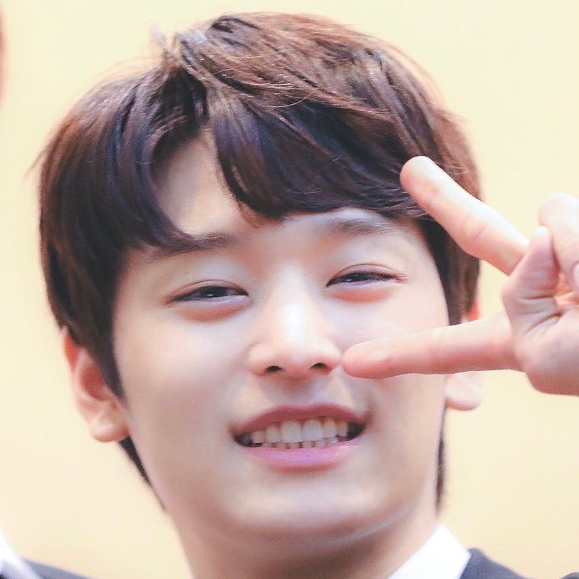 jjuybis's tweet photo. i personally think that Juyeon. https://t.co/9v5WZJUzFw