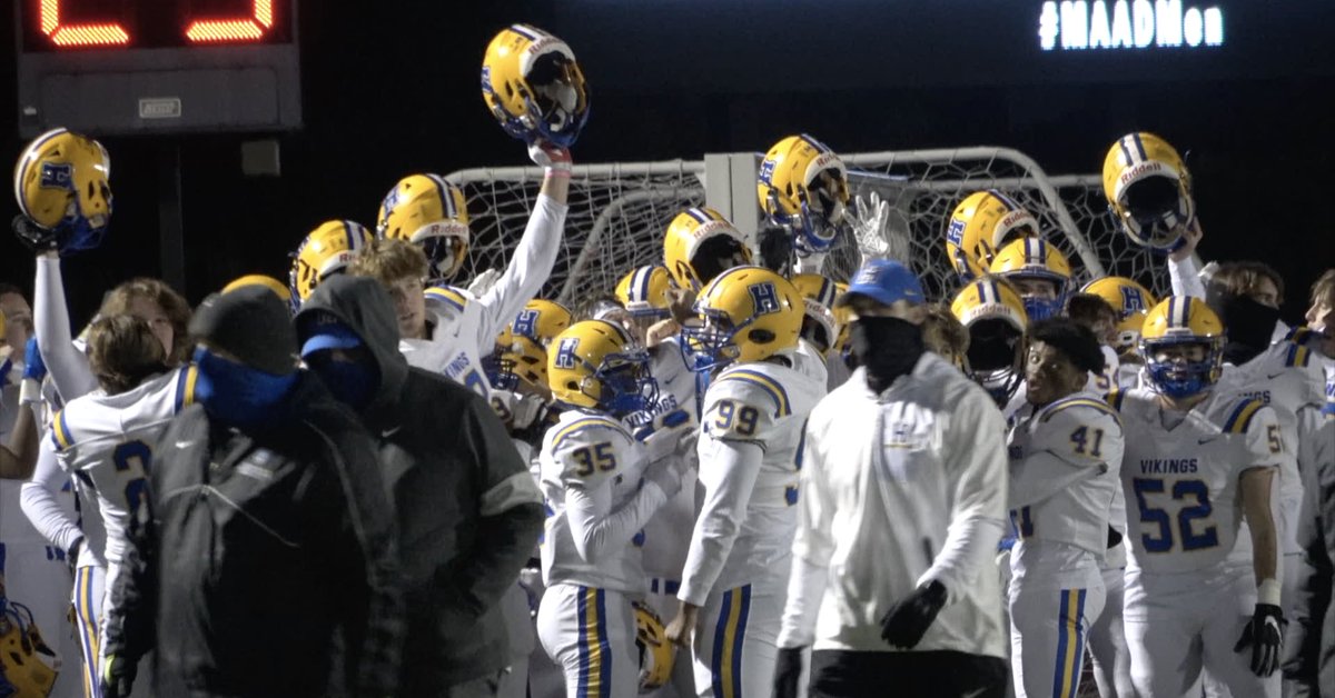 GSV_STL's tweet photo. #5 FRANCIS HOWELL
#1 DE SMET (@MaxPreps #10)
Vikings hang with Spartans
Full game highlights⬇️
📺 https://t.co/thQRO2fpVO https://t.co/l2H5rsEFBf