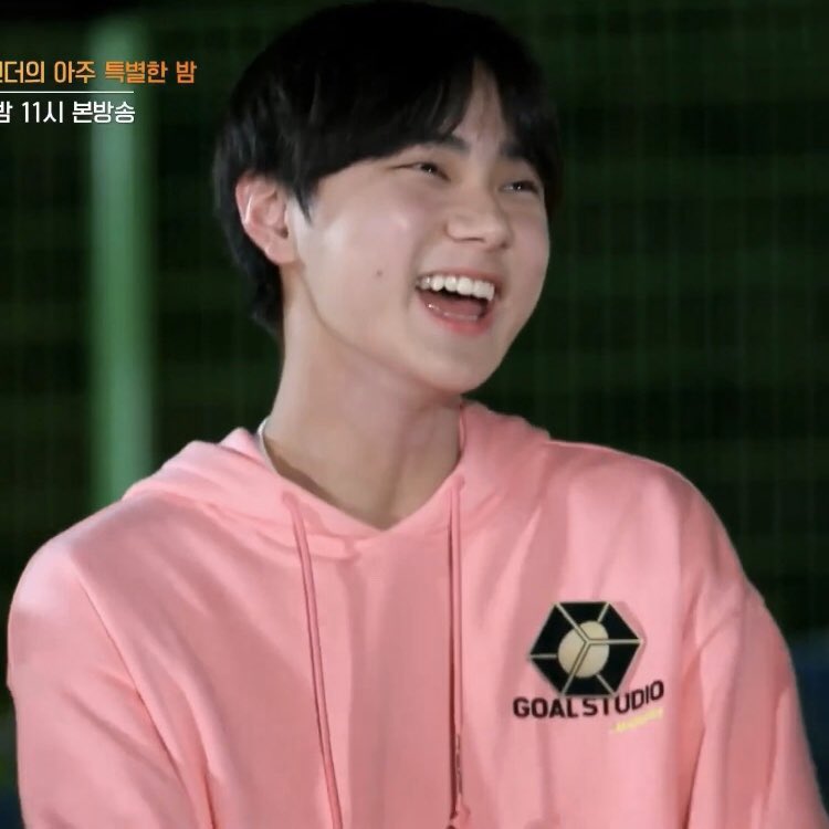 teuniiideer's tweet photo. Cutieee 💙
#DanielVisual 
#Dear_Our_Daniel #Dandelions_WithDaniel https://t.co/HQOMAR4ZBC https://t.co/Cvv9IV4YpO