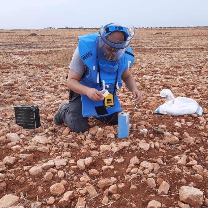 TheHALOTrust's tweet photo. We are pleased to announce that our first ordnance disposal in NW Syria was carried out this week.🙌 

Destroying dangerous explosives in the country for good in partnership with @imfad_tr and funded by @eu_echo. https://t.co/U7Y1aX21M9