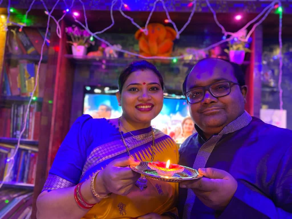 theSatyajeet's tweet photo. May the Divine Light of Diwali spread into you and your family’s life Peace, Prosperity, Happiness, and Good Health. Happy Diwali! #HappyDiwali #HappyDiwali2020 #Diwali https://t.co/jaxDgn1ULb