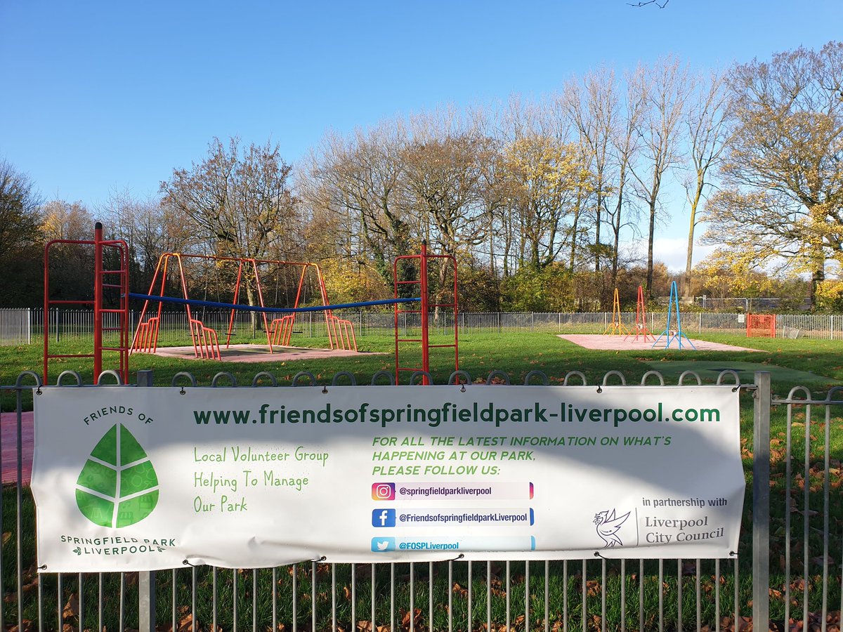 FOSPLiverpool's tweet photo. Our kids play area painting's finished & doesn't it look 😍!
Without our groups pushing it would've stayed in its old sorry state until 2023 due to Alder Heys delays 😥
Like all our citys amazing #FriendsGroups it shows what our group can do with support from @liverpoolparks 💚 https://t.co/0d4D5mlCG9