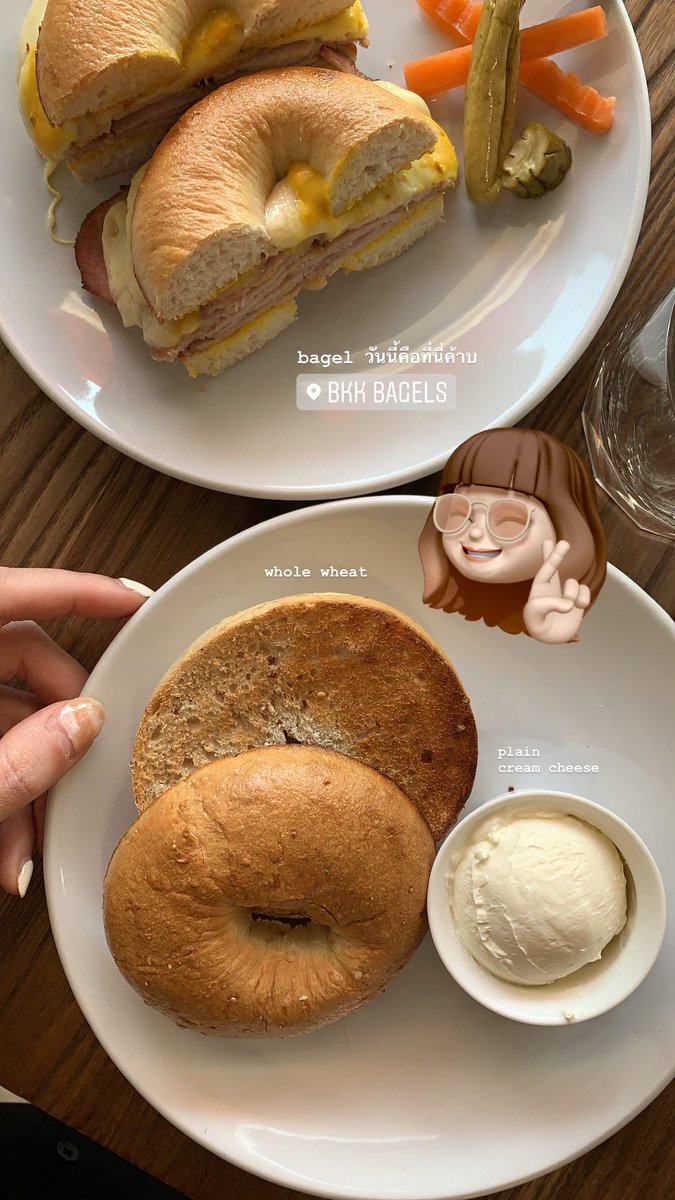 แฮปปี้ขนมปังเดย์ ใครชอบกิน bagel เชิญพุ่งตัวไปที่นี่เลยฮะ 🥯🤟🏻💖
