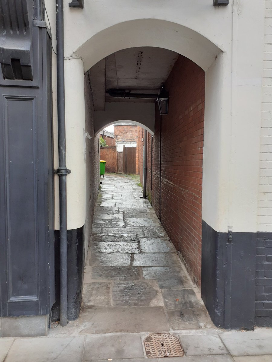 The smell of piss drove me back onto Mardol, and opposite is Carnarvon Lane which leads to Hill's Lane and Rowley's House.