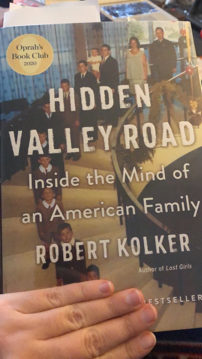 @FFofAPL Snuggling up with #hiddenvalleyroad @bobkolker