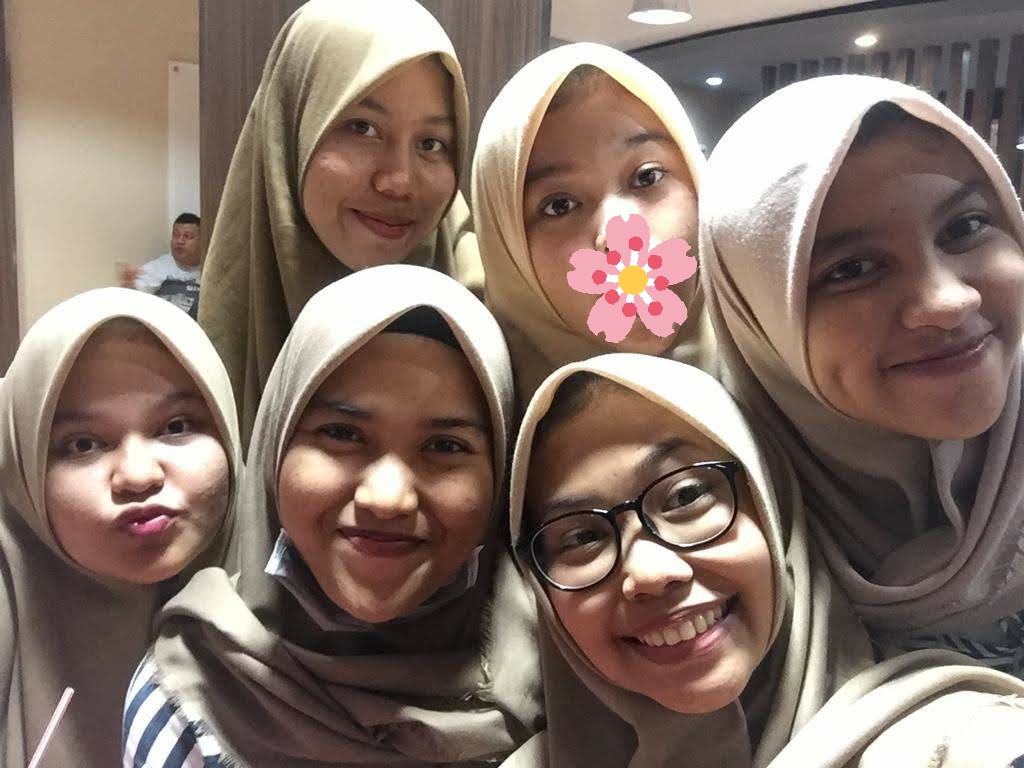 fbrnaaa's tweet photo. c u yaa🧡 terimakasih sudah setia membersamai sedari awal kuliah hingga saat ini🧡 semangat selalu buat kita, dan sampai jumpa di lain waktu🧡 https://t.co/tTmuQ4XZNA