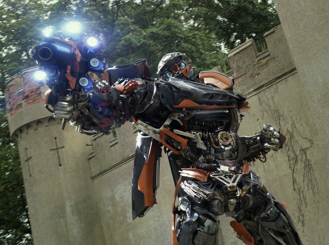 青空 Tf 特撮 映画 アメコミ人生 トランスフォーマー ｓｓでホットロッドはリデコで第二次世界大戦版が出てるけど 新規で ランボルギーニ チェンテナリオに変形するのも出すのかな 変化球でチェンテナリオスキャンする前のシトロエン