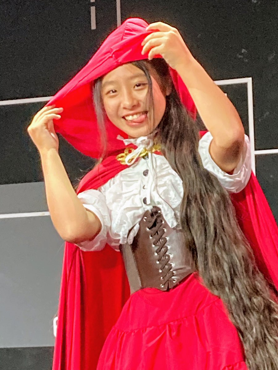 takakappa's tweet photo. 狐魂祭第2部終了！
ローズライナーで帰途へ。

今日は荷物削減のため、Kissデジを持って行かない選択。
iPhoneでどこまで撮れるか…
#狐魂祭 #vol_40
#Mihiro #み～にゃんず #mi_nyanz https://t.co/OpUSl3NmkY