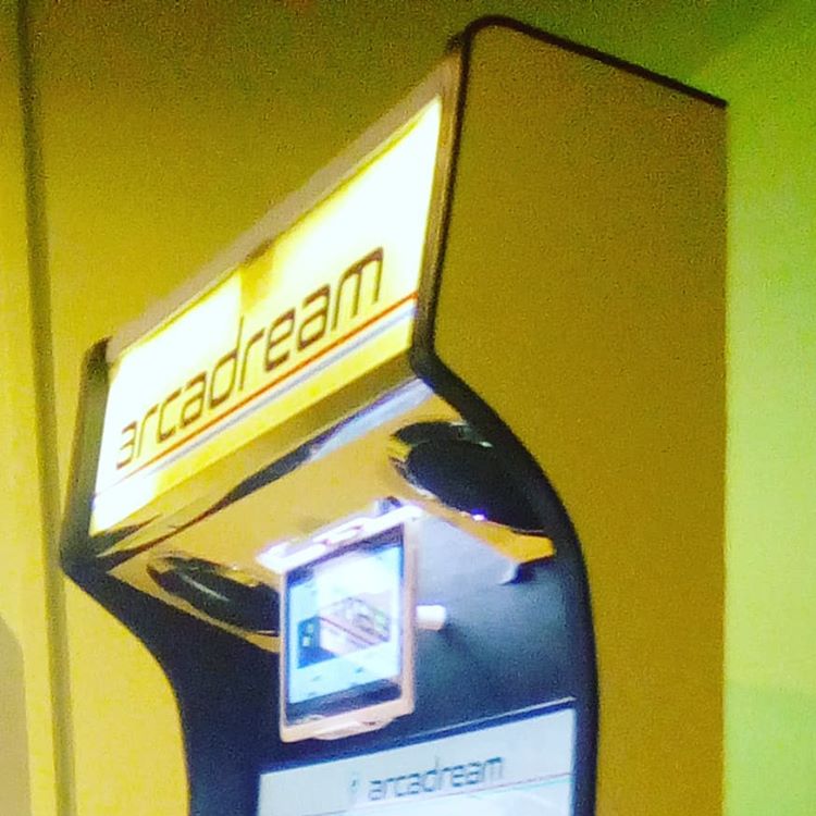 ArcadreamSlim's tweet photo. Ultra thin #arcademachine / Ultra thin connected arcade machine to play GTA5, Valorant, Apex Legends, Need for speed and Fortnite https://t.co/QuHajDJiFo tagged with #gta5 #valorant #apexlegends #needforspeed #fortnite #FPS #arcadegamemachines at https://t.co/QuHajDJiFo https://t.co/FQWcUozIRD