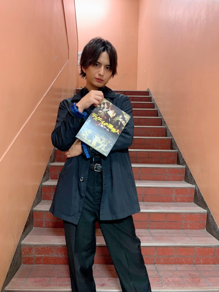 中島健 映画 人狼ゲーム デスゲームの運営人 本日は舞台挨拶に来てくださった皆様 ありがとうございました 絶賛公開中です 是非観てほしい とです 中島健 映画 人狼ゲーム デスゲームの運営人 本日は舞台挨拶に来てくださった皆様 ありがとうございました 絶賛公開中です 是非観てほしい とです
