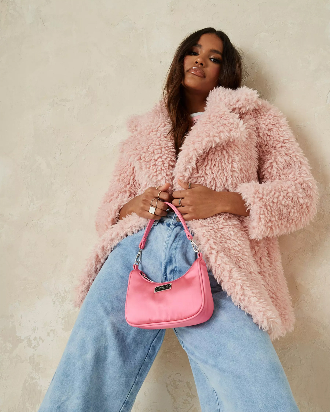 Missguided on X Teddy coats everything Hit the link to shop the pink curly borg teddy coat loads more AW essentials online rn https t wbqp1QvtCV missguided ootd https t Qyb6Ac9iKH X