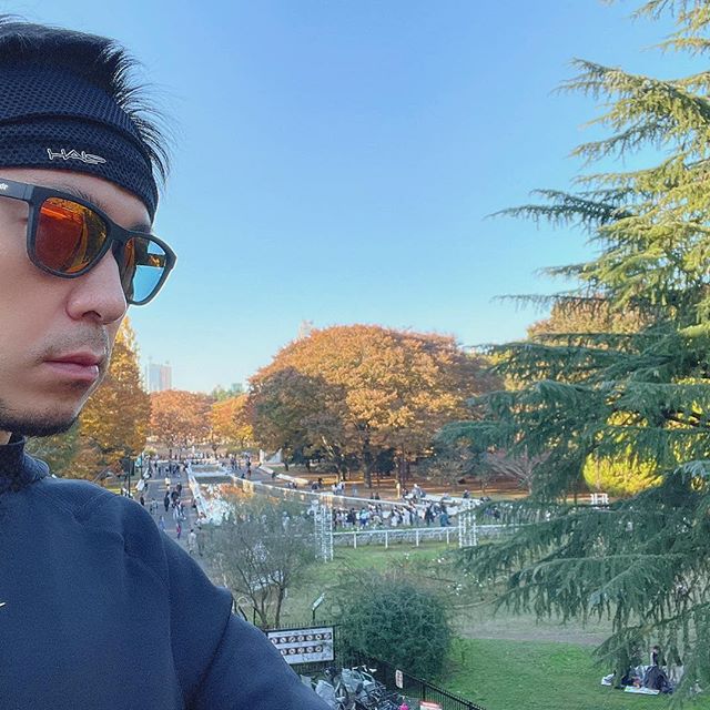 nacky_run's tweet photo. まさかの3日続けて代々木公園。ランニング・パーソナルレッスンからその他色んなお仕事でお世話になりました。

#代々木公園
#3day
#runningという文字ロゴだけのTシャツはどうなの派 https://t.co/CV5rNCUw9H
