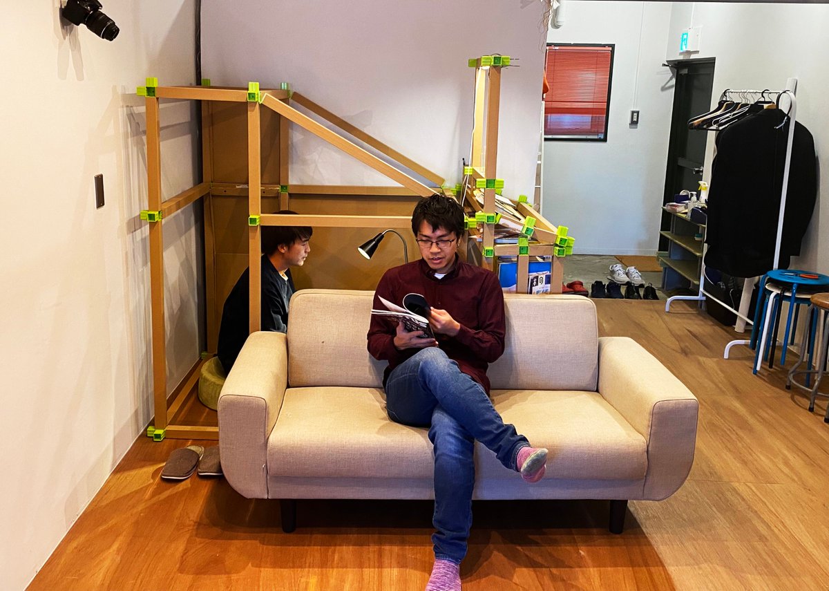 Cacapo Na Twitterze Q 家の中に家を置くとどんな感じになりますか A こんな感じになります Type2 家に合わせて板を抜く 壁を布に変える 色を塗るなどして楽しんでください カカポ 小屋 Diy 家の中の家 インテリア テレワーク 大人の勉強 部屋 大人