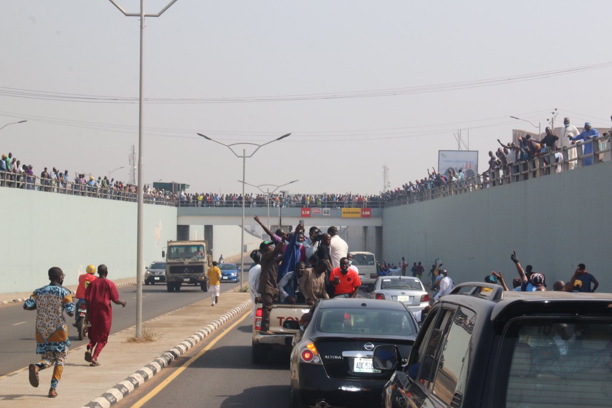 Onemola's tweet image. Madness! 

Nobody was expecting this. 

#SarakiLivesOn