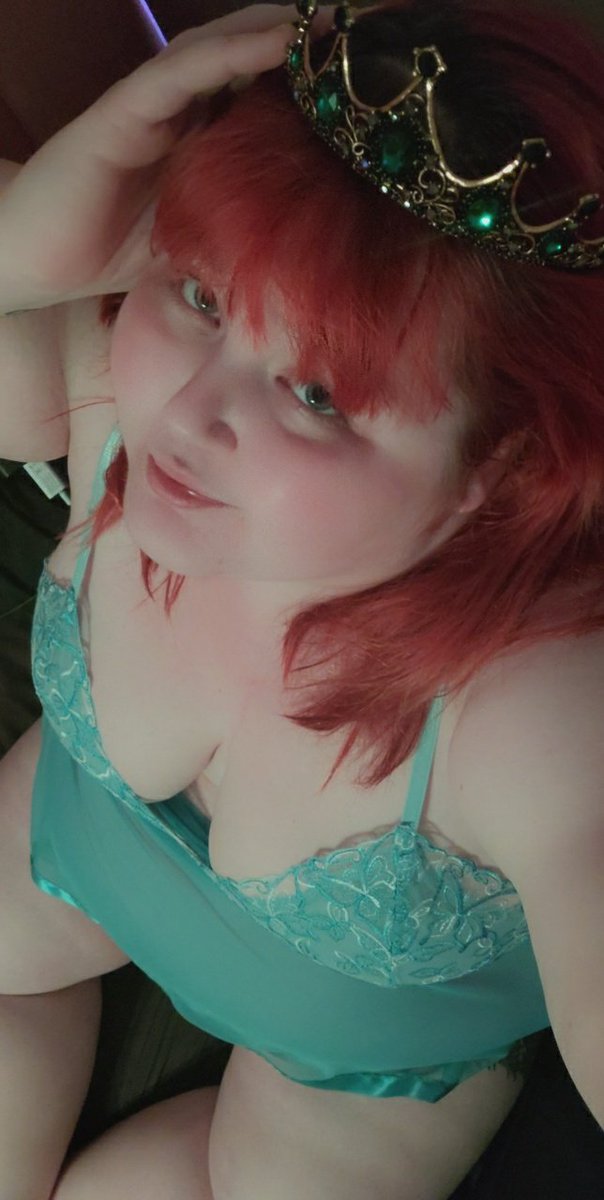 Thicclilpet's tweet photo. 💙💜 Come tuck me into bed  ☁️🐑

💜💙 Visit my OF to see more 🦄🐑

     💙💜Just $5 a month 🌈☁️

💜💙 bbw ssbbw model squishy 🌈🦄 https://t.co/Nh1xG0nVv6
