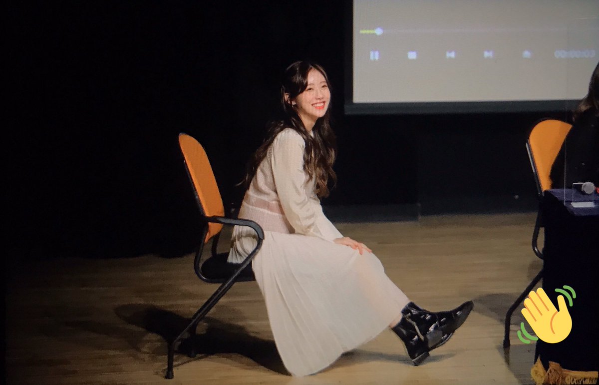 playwith_luda's tweet photo. 201114 프리뷰
👋
#우주소녀 #WJSN
#루다 #LUDA https://t.co/bxcra7O2lo