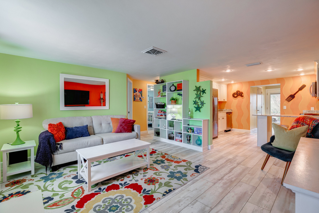 BasecampTampa's tweet photo. Open house today (11/14) at 12514 5th Isle, Hudson, FL 34667 from 12pm - 3pm. 

This incredible 4 bedroom, 3 1/2 bathroom, tri-story, waterfront property embodies everything that is amazing about living on the Nature Coast. 

#boatlife #pasco https://t.co/f5jcjyn1X0