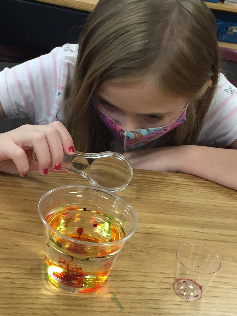 GrandvilleDawgs's tweet photo. Sparking curiosity on Messy Scientist Day! 🔍🧪🧐#grandviewelementary #wearegrandville #ShineOnDawgs https://t.co/uc2cG9zabD