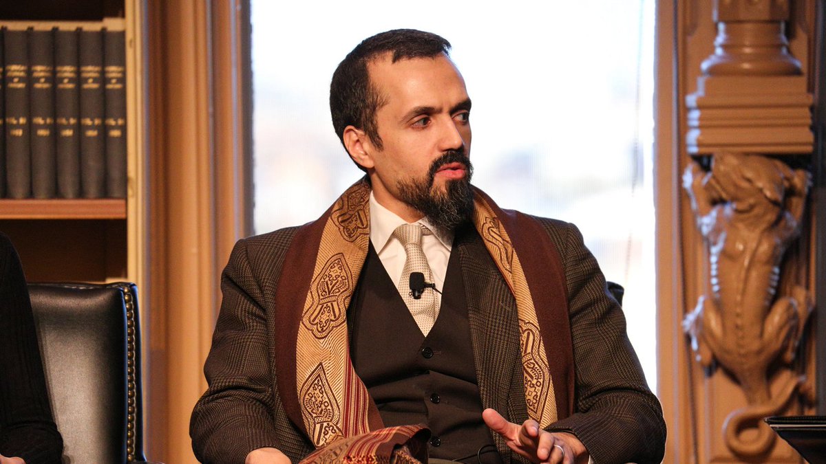 H.A. Hellyer argues that Islam must rediscover the virtue of “rejuvenation” —new thinking about old texts and concepts— which, contrary to what many people say, is “deeply held within the Islamic tradition”.