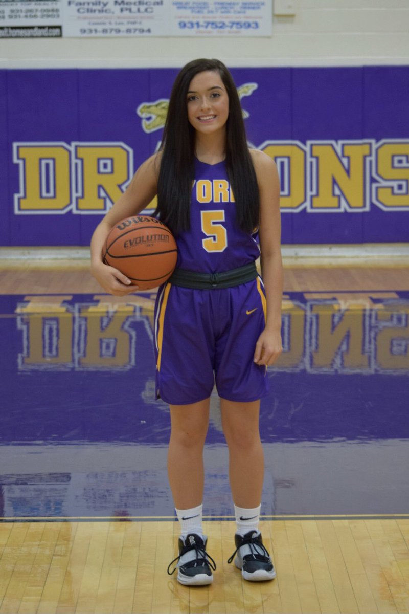 Meet the Dragonettes...

#5- Sage Smith, 5’5”
Junior Point Guard

Sage is the daughter of Bobby &amp; Melanie Smith

#DragonetteNation #classof2022

🐉🏀💯🏀🐉