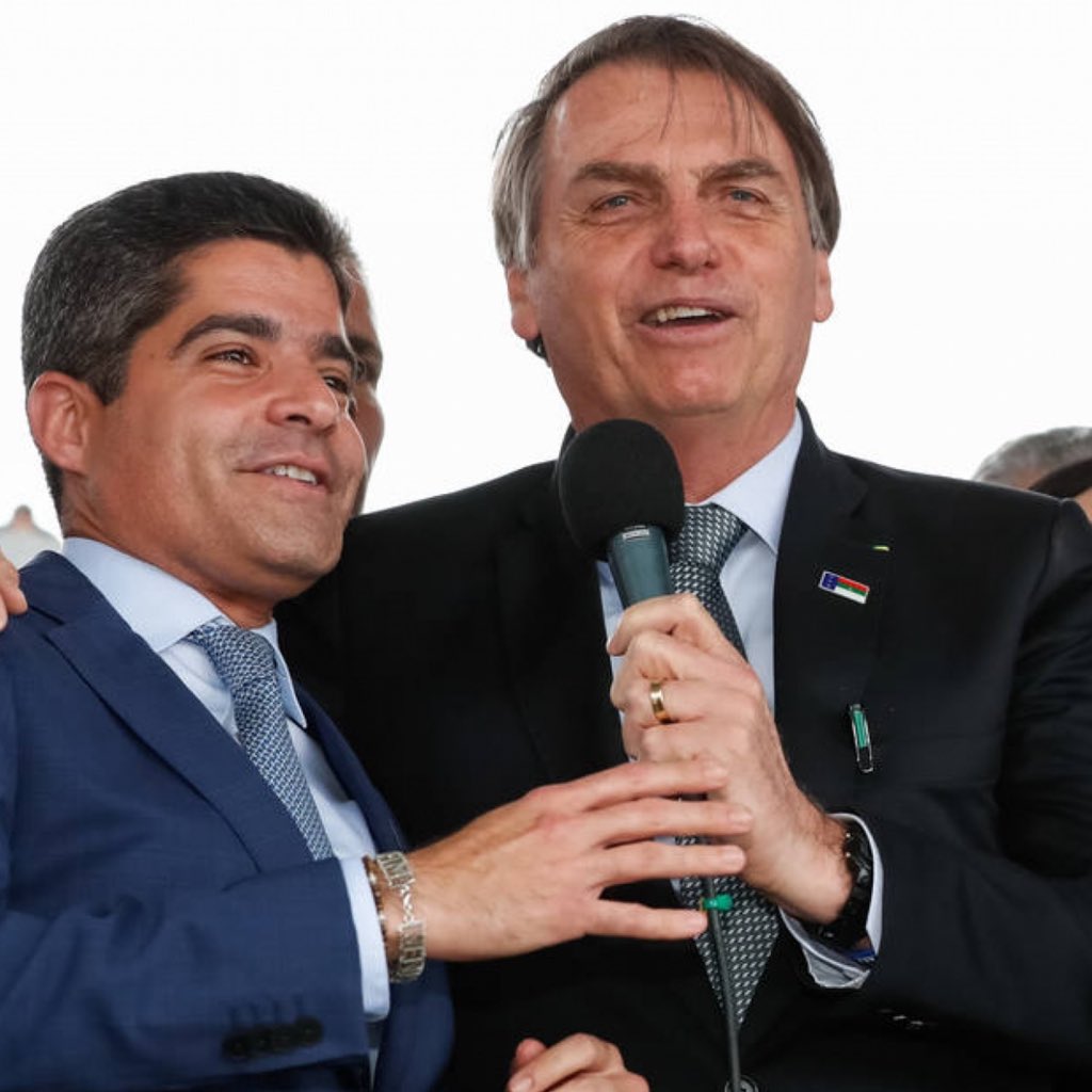 atailon's tweet photo. Galera de Salvador, vamos refrescar a memória pro dia da eleição? lembrem-se de não votar no time que apoia Bolsonaro https://t.co/vMQIC4adyp