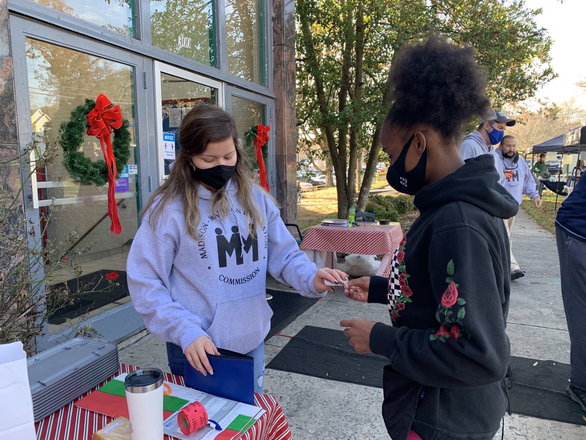 Rhonda Holland tweet media