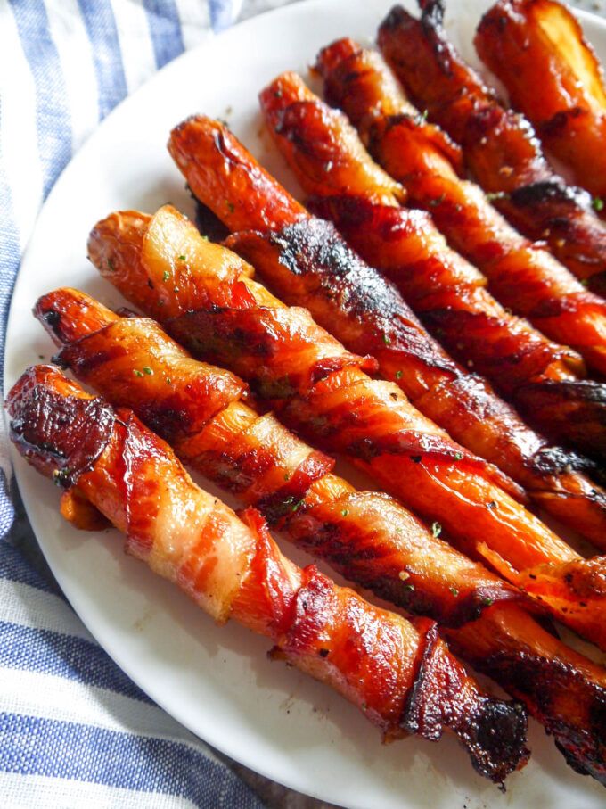 PerchanceToCook's tweet image. New post! These Maple Bacon Wrapped Carrots are a yummy  side dish which would be a fun and delicious dish to make for Thanksgiving ( or any day).

perchancetocook.com/maple-bacon-wr…