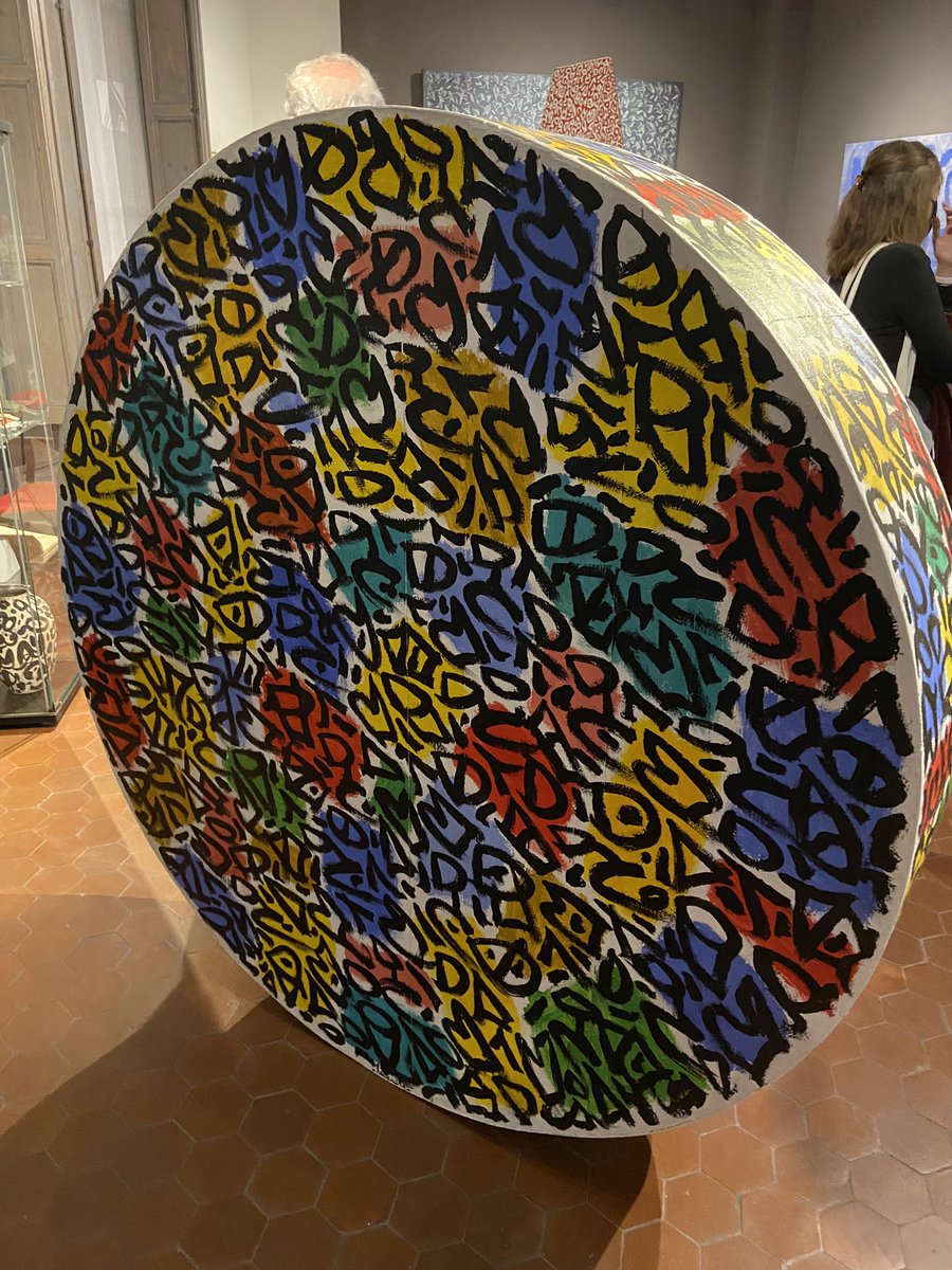 angelsponsa's tweet photo. “Jaspi o els fonaments de la murallla de jaspi” una exposició de l’artista Sergi Barnils a #calgerrer @fundaciocabanas #santcugat una obra inspiradora que a través del gest, la simbologia geomètrica i el color, et captiva.
Moltes grácies per l’estona compartida, Sergi. https://t.co/RsmmmNFj6j