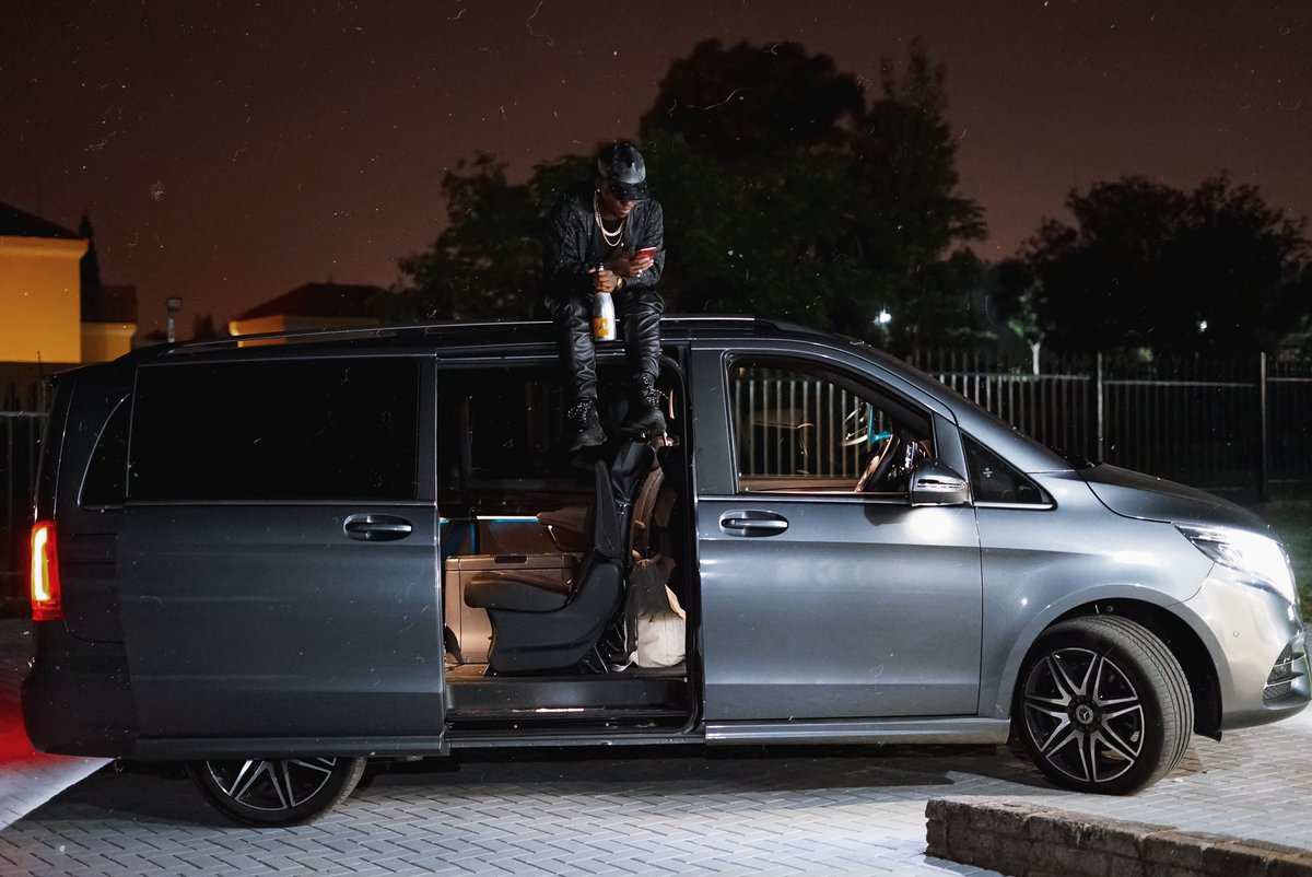 FOCALISTIC's tweet photo. Dreams come true! New whip! New EP #SghubuSesExcellent coming soon! #KeStarTour been so dope to us!!

Dankie Modimo! 🖤Dankie #SquadSaMaradona 😭😭😭😭😭😭 https://t.co/wBL13UqBYe