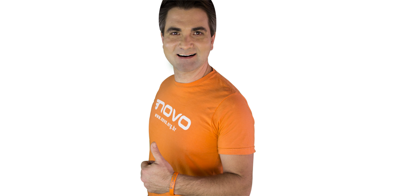 Dia 15 de novembro, domingo, é um dia muito importante para renovar a política nas cidades brasileiras. É dia de votar NOVO 30. #voteNOVO #vote30