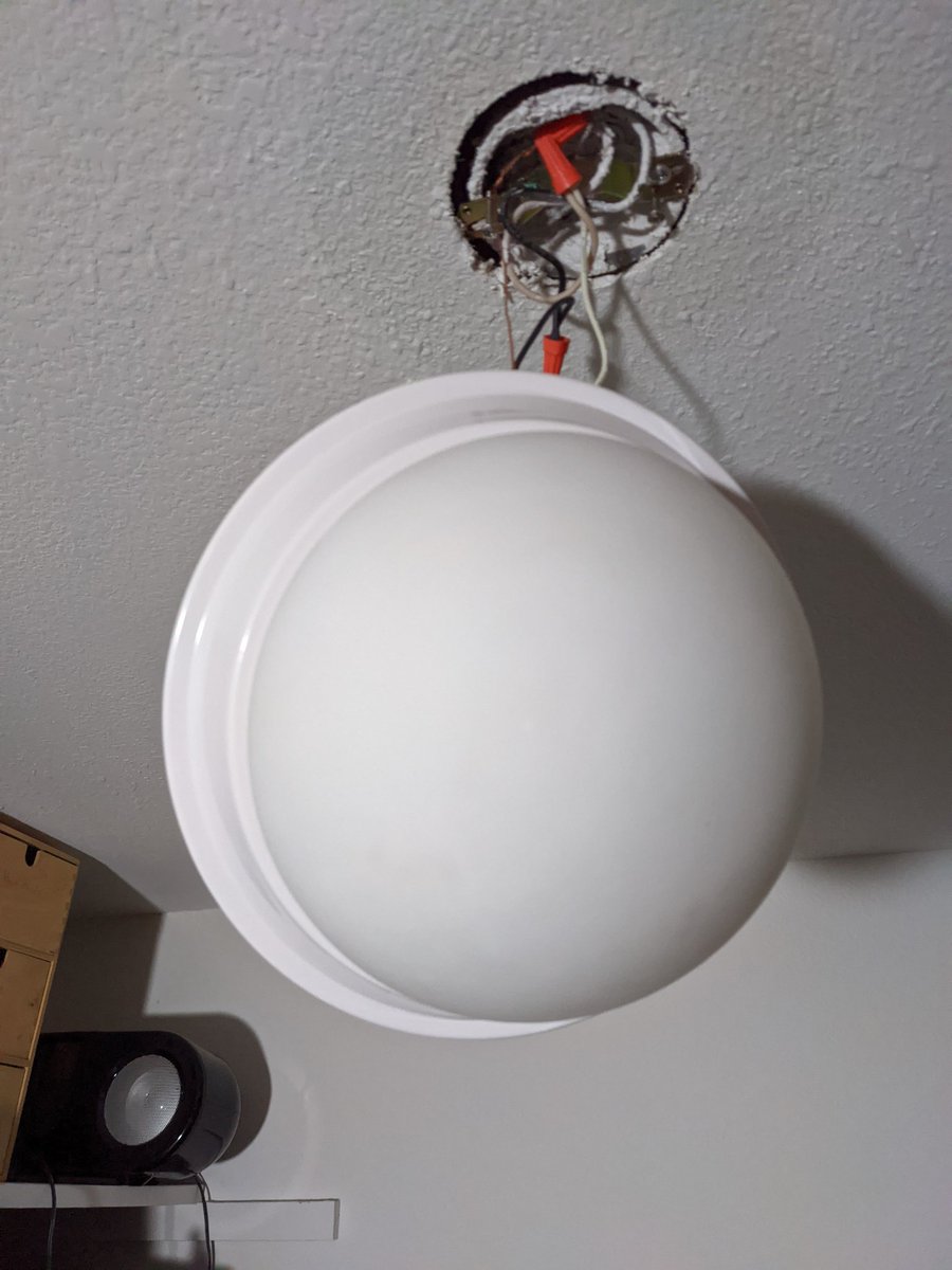 Christina tweet media