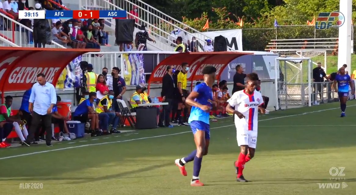 XCadalso's tweet photo. En sintonia por #LDFLive
#ldf2020 
@FAtlantico 0-1 @AtleticoSanCri 
Minuto40 https://t.co/VVFvPUAb9Z