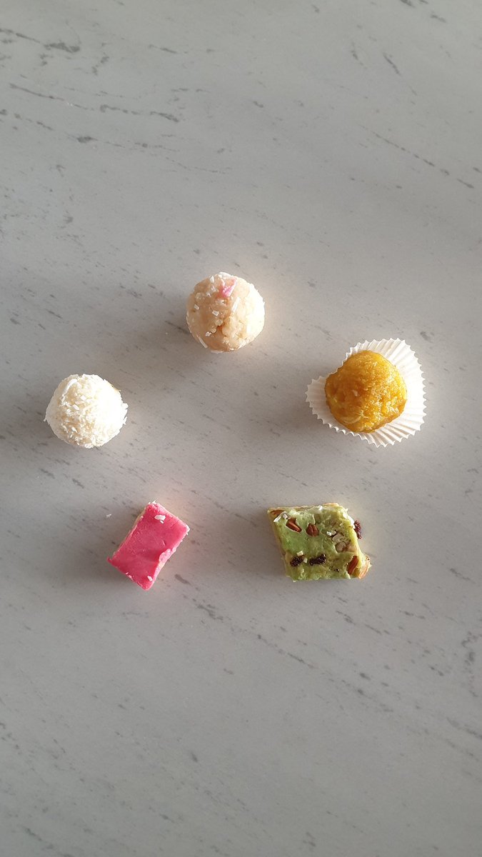 cheeseatlas's tweet photo. #HappyDiwali from our family to yours https://t.co/pS80y3LG81