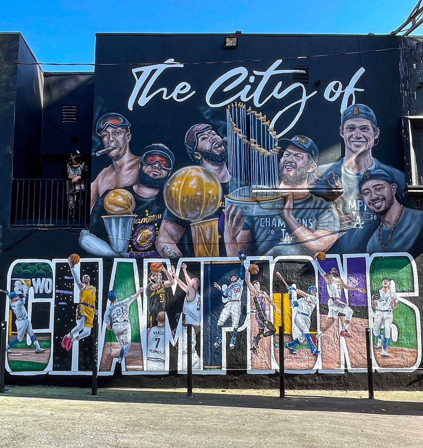 Laker & dodger theme with city of los angeles shades. Сеул лос анджелес время. Сеул южная корея. Лос анджелес сингапур. Time lapse hollywood.