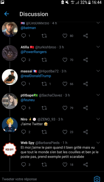 ca_va_trop_loin's tweet photo. Pendant ce temps sur Twitter https://t.co/AHLd14TPGt