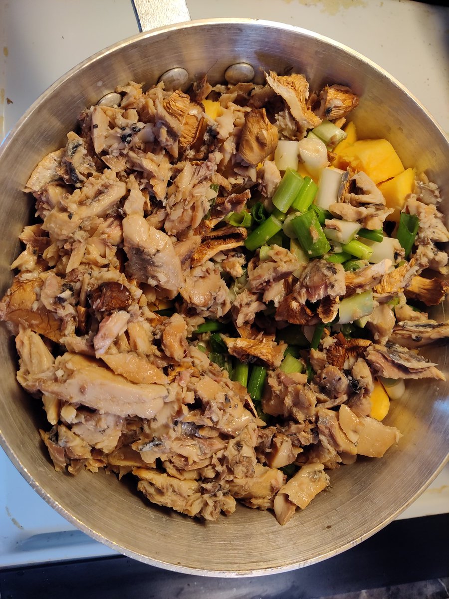 About a pound of smoked fish and the water they're packed in.Traditionally this would be made with smoked freshwater fish or smoked eel but it's difficult to get smoked eel in the US now due to overfishing. This is a good quality smoked herring(Forgot the bowl pic)