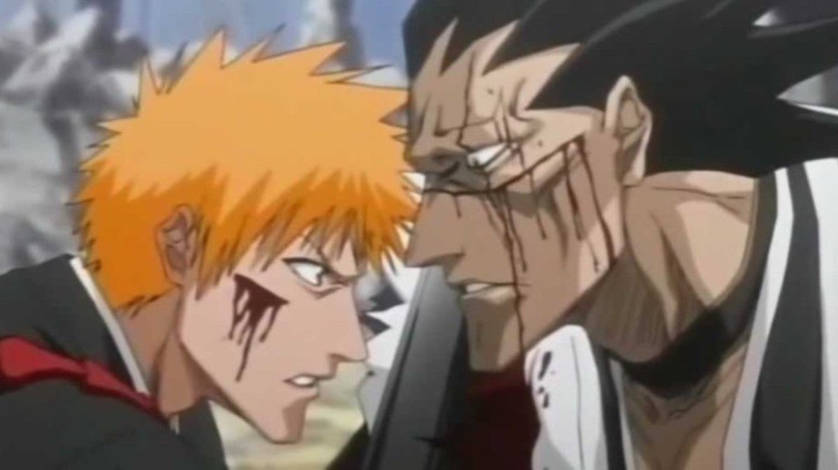 Par la suite Aizen dira que à l’arc Soul society Byakuya étais plus fort que Zaraki . Zaraki a perdu contre Ichigo shikai (c’est expliqué) Byakuya a tué Ichigo Bankai et a perdu a cause de son hollow